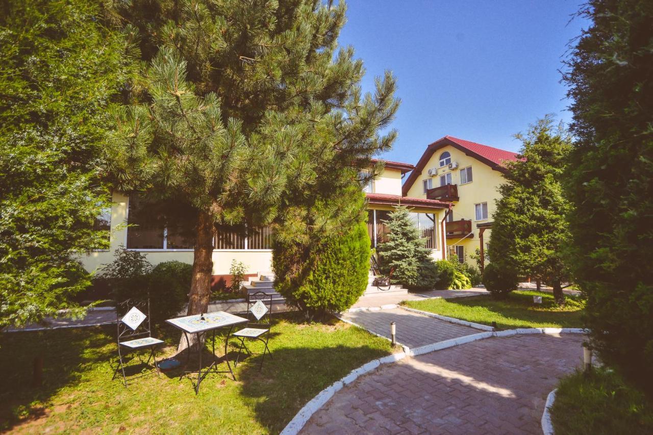 Pensiunea Ovidiu Crisan  Bagian luar foto